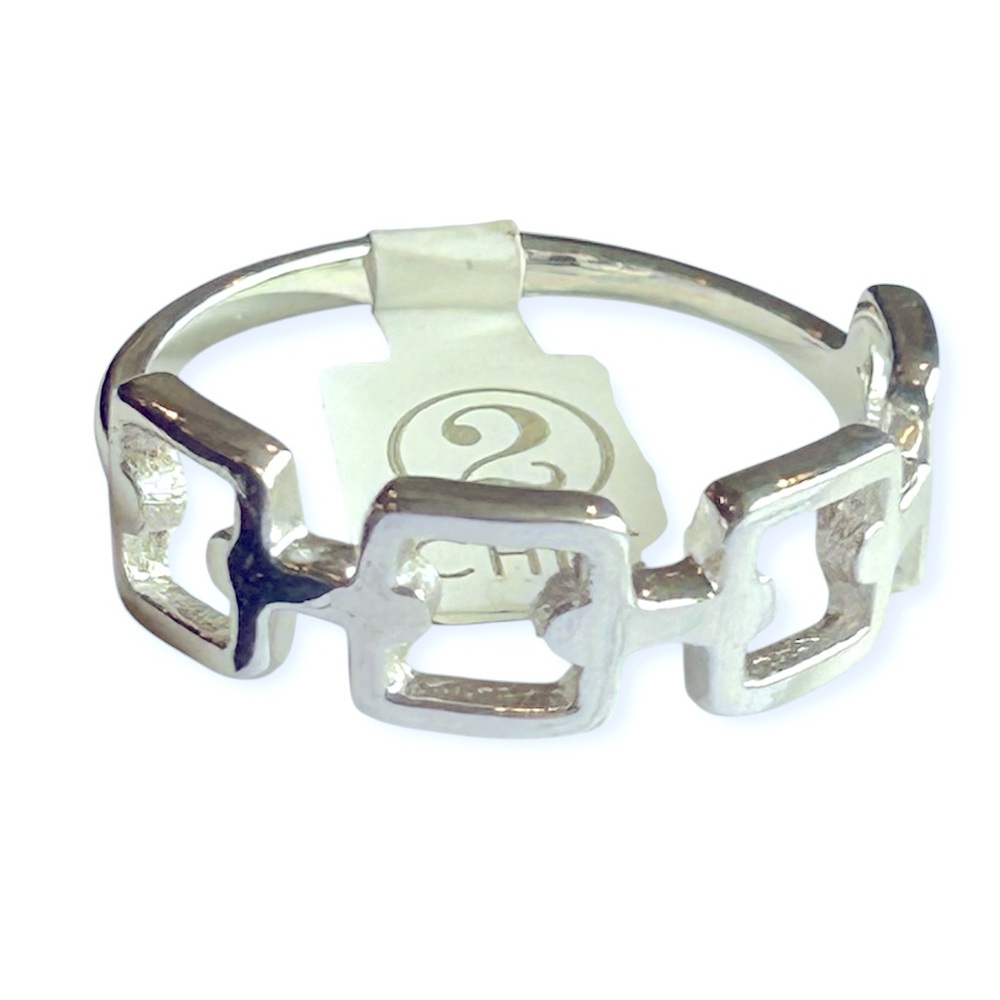 NEW 2 CHIC | Silver Cutout Ring NWT